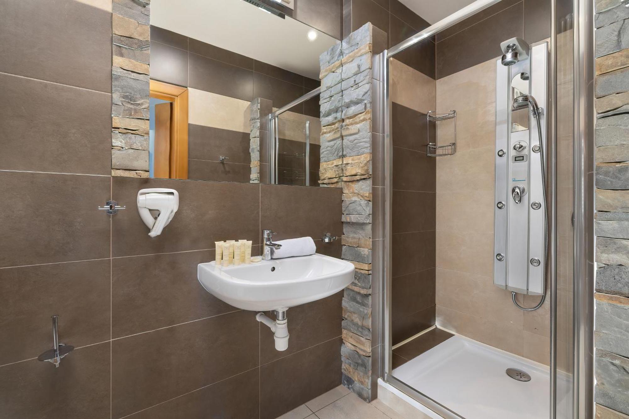 Przestronne Apartamenty W Zakopanem Z Trzema Sypialniami I Parkingiem By Noclegi Renters Exteriér fotografie