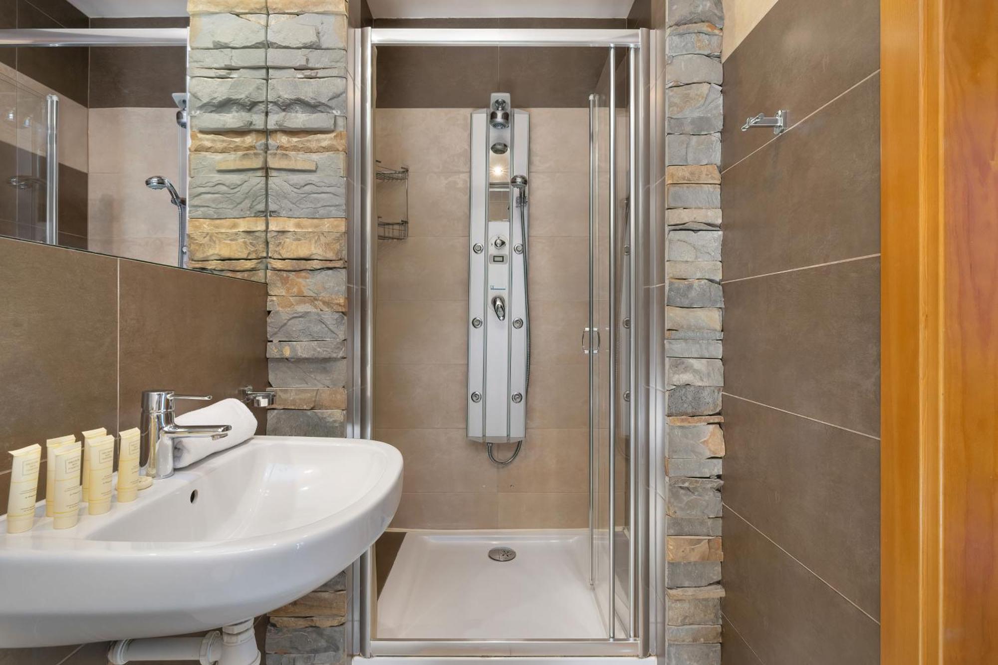 Przestronne Apartamenty W Zakopanem Z Trzema Sypialniami I Parkingiem By Noclegi Renters Exteriér fotografie
