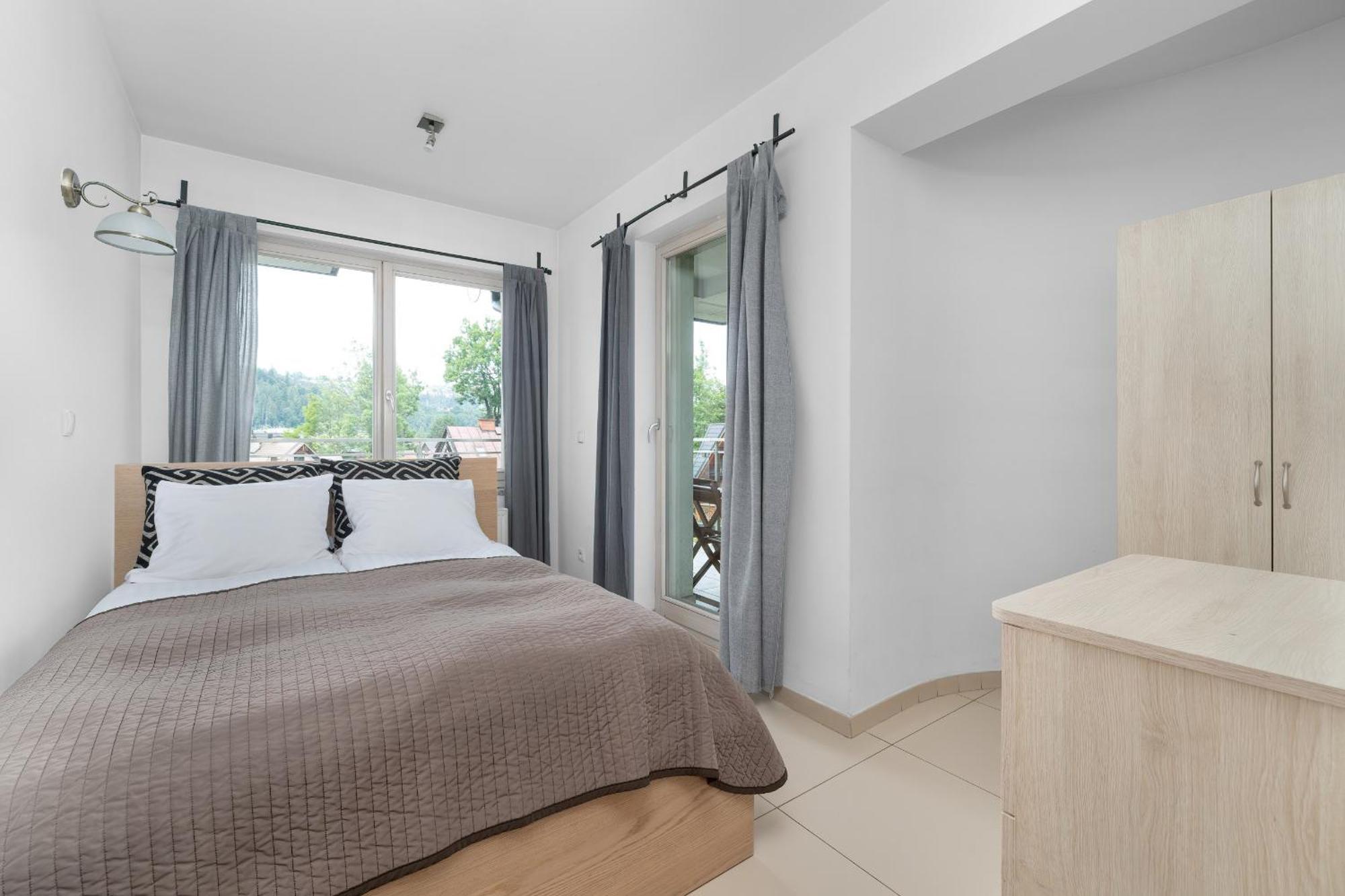 Przestronne Apartamenty W Zakopanem Z Trzema Sypialniami I Parkingiem By Noclegi Renters Exteriér fotografie
